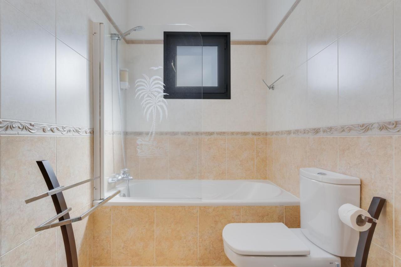 3B Villa Heated Pool Barbecue Games Room ฟุงชาล ภายนอก รูปภาพ